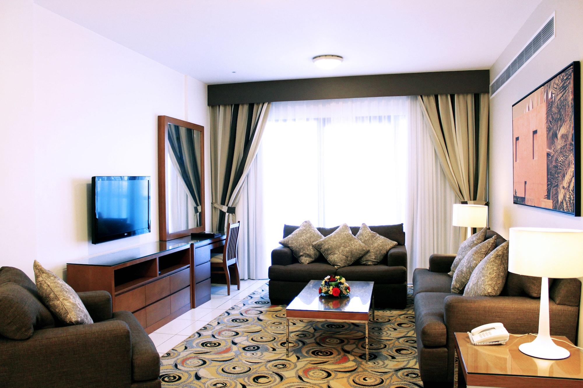 Golden Sands Hotel Apartments Dubai Exterior photo